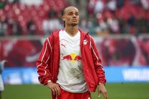 talkSport：阿森纳和切尔西竞争RB莱比锡的哈维-西蒙斯