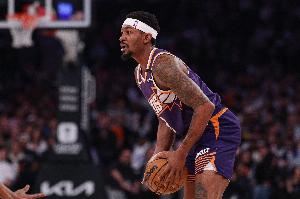 👀美记：雄鹿承诺比尔新赛季会是二当家 但比尔还是更想去快船