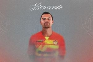 官方：克雷莫纳租借签下印尼国门奥代罗，含买断选项