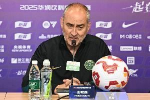 足球报：如何整合资源掌控比赛，已成为浙江队向前迈进的待解难题