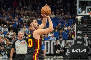 合同还剩1年820万&上赛季三分40.6% 名记：爵士计划留下尼昂