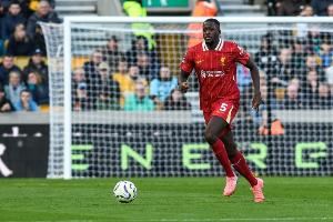 邮报：利物浦追新中卫不代表会放走科纳特，红军仍想与他续约